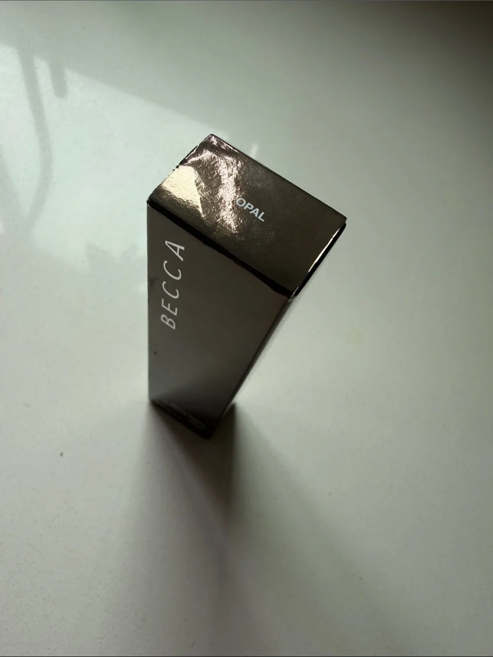 ✨NEW IN BOX BECCA OPAL GLOW GLOSS